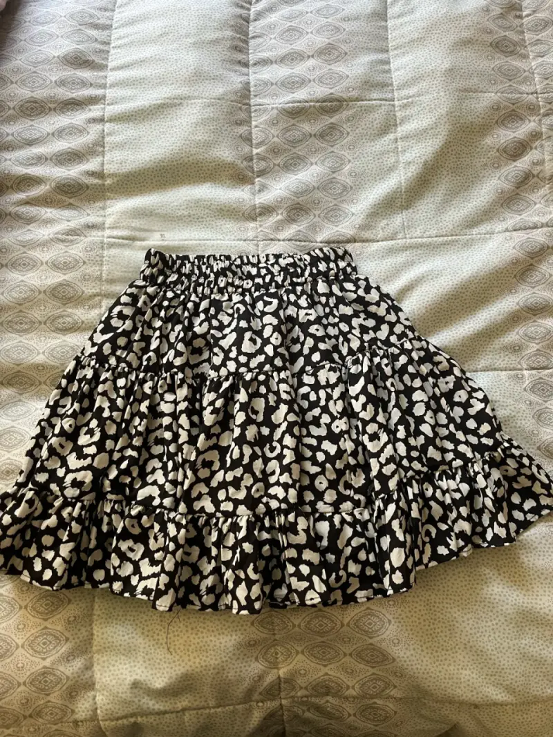 Falda con short debajo,animal print talla XS/S - 3
