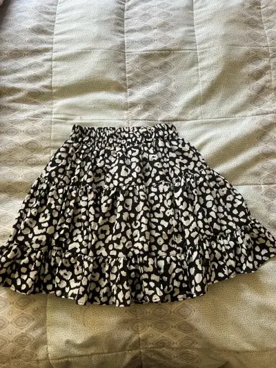 Falda con short debajo,animal print talla XS/S - miniatura 3
