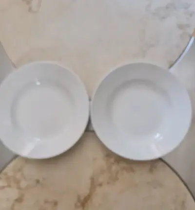 Plato hondo de porcelana blanco - miniatura 2