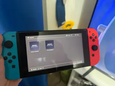 Consola Nintendo Switch con magia - miniatura 2
