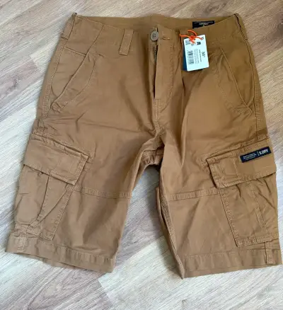 Bermudas cargo marrones Superdry nuevas - miniatura 1