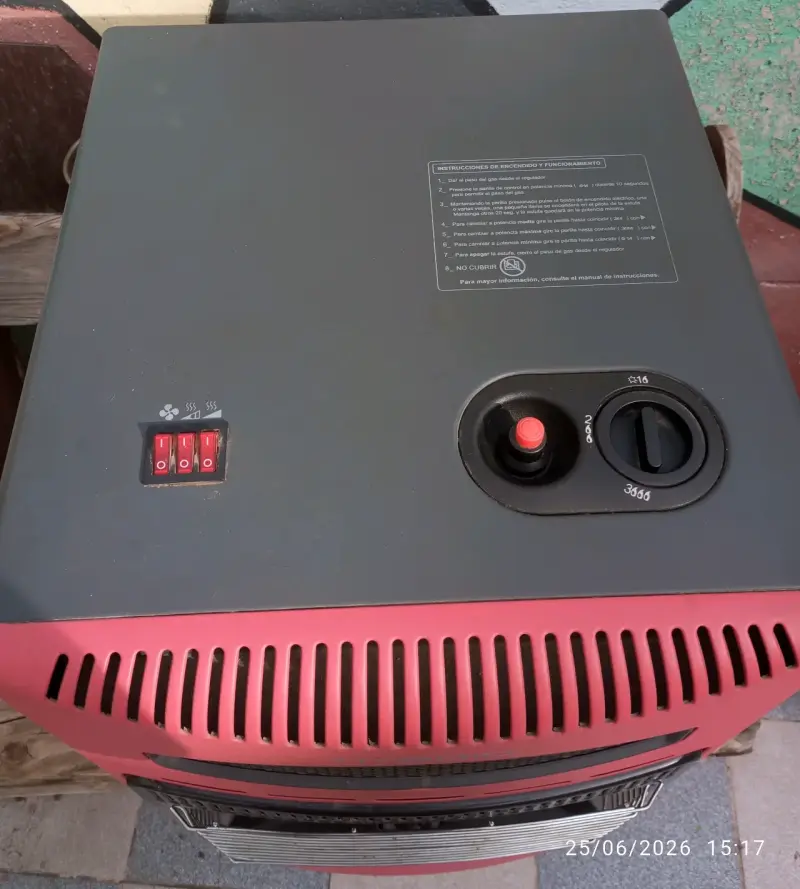 Calefactor Toyotomi híbrido rojo - 3
