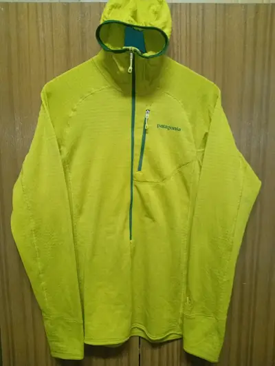 Chaqueta Patagonia verde con capucha - miniatura 1