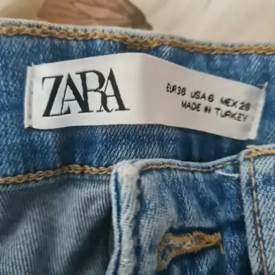 Jeans azul desgastados para mujer - miniatura 2