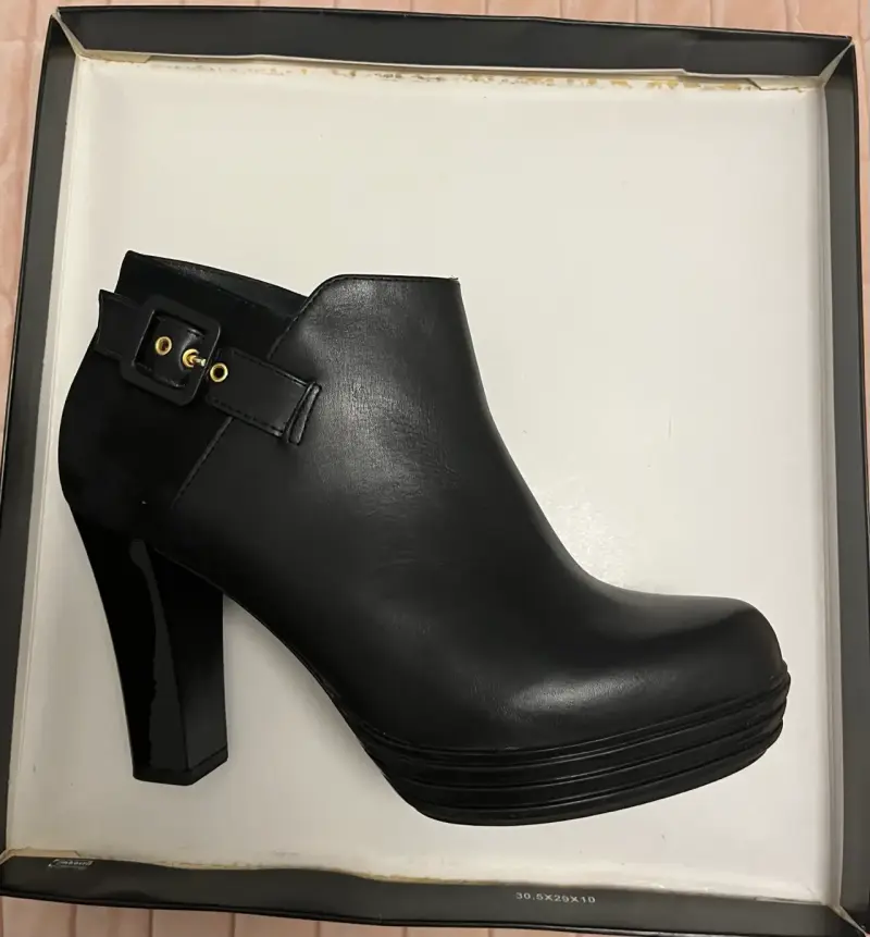 Botines de cuero negro con tacón - 3