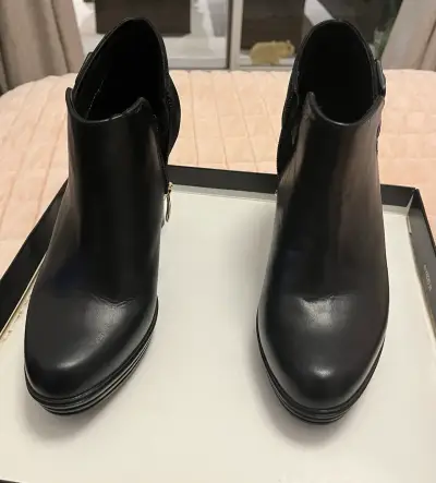 Botines de cuero negro con tacón - miniatura 4
