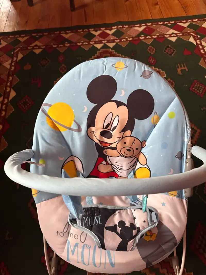 Silla mecedora para bebé Mickey Mouse - 3