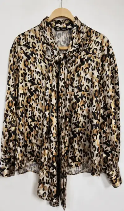 Blusa Zara-estampado animal print con lazo - miniatura 4
