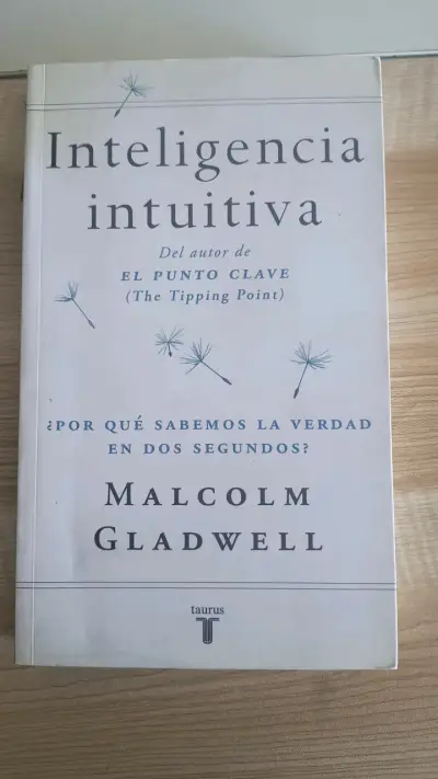 Libro 'Inteligencia Intuitiva' de Malcolm Gladwell - miniatura 1