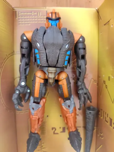 Figura Transformers Dinobot Kingdom - miniatura 4
