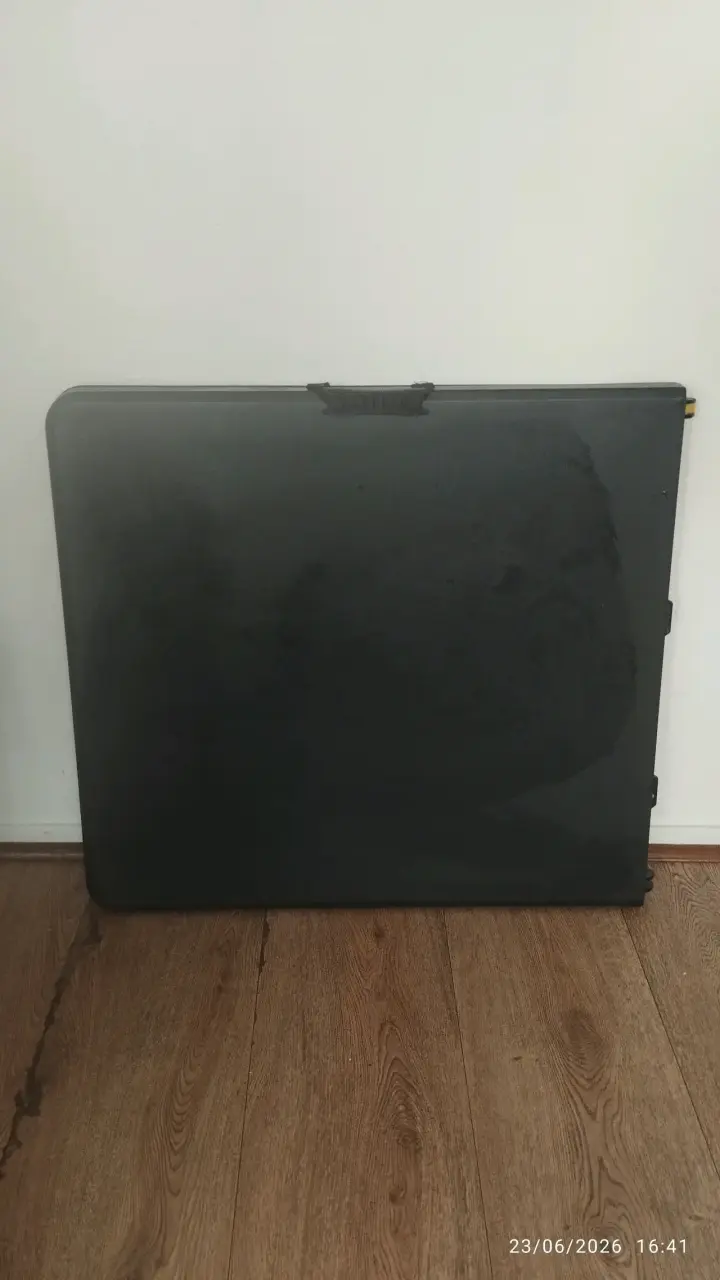 Mesa plegable negra para eventos - 5
