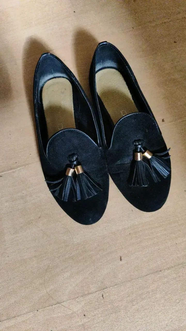 Mocasines negros de gamuza con borlas - 2
