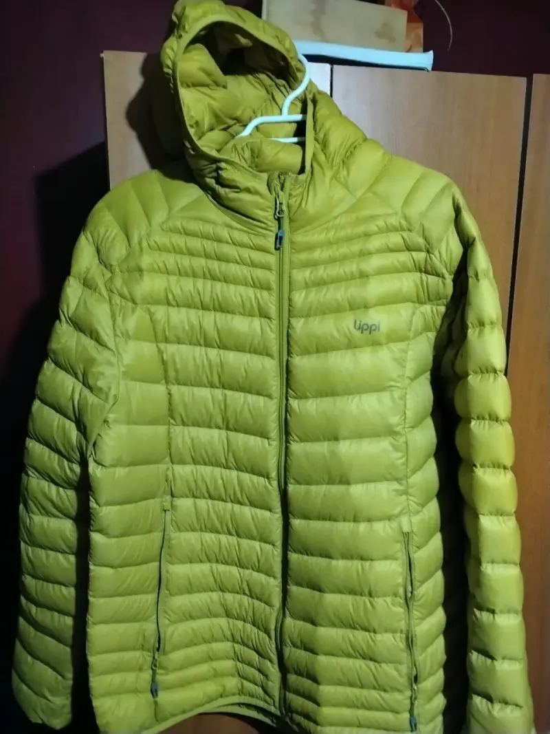Chaqueta acolchada amarillo con capucha Upp - 1