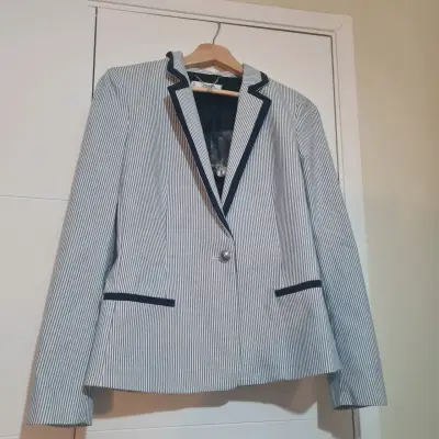 Blazer a rayas blanco y negro - miniatura 1