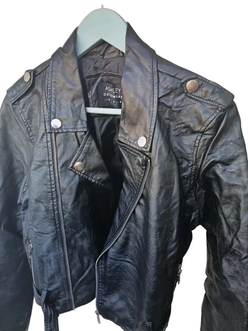 Chaqueta Biker Ashley Outerwear con Cinturón