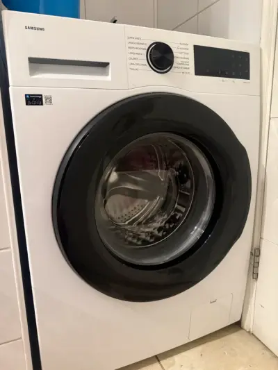 Lavadora Samsung carga frontal 10.5K - miniatura 1