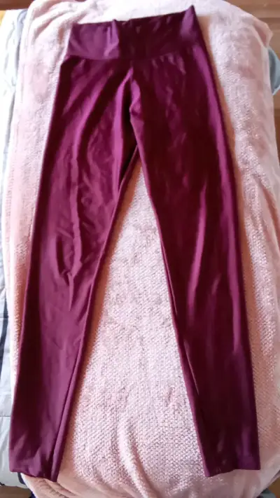 Leggings deportivos burdeos para mujer - miniatura 1