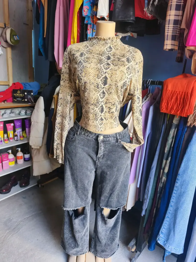 Suéter estampado animal print para mujer - 3