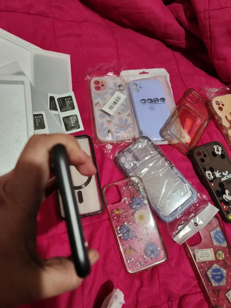 Vendo iPhone 11 casi nuevo - 5