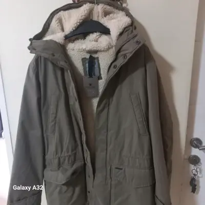 Parka Wolf & Hada con capucha y  chiporro. - miniatura 1