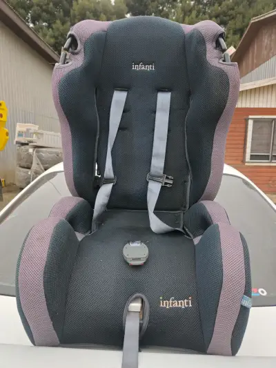 Silla de auto Infanti para niños - miniatura 2