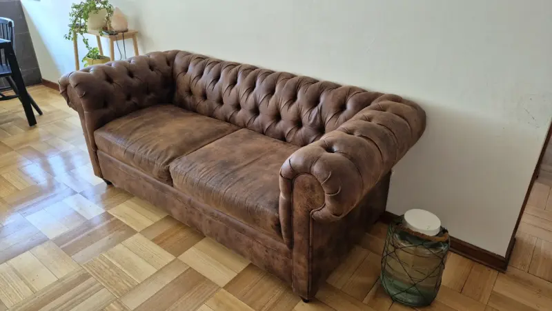 Sofá Chesterfield de cuero marrón - 3