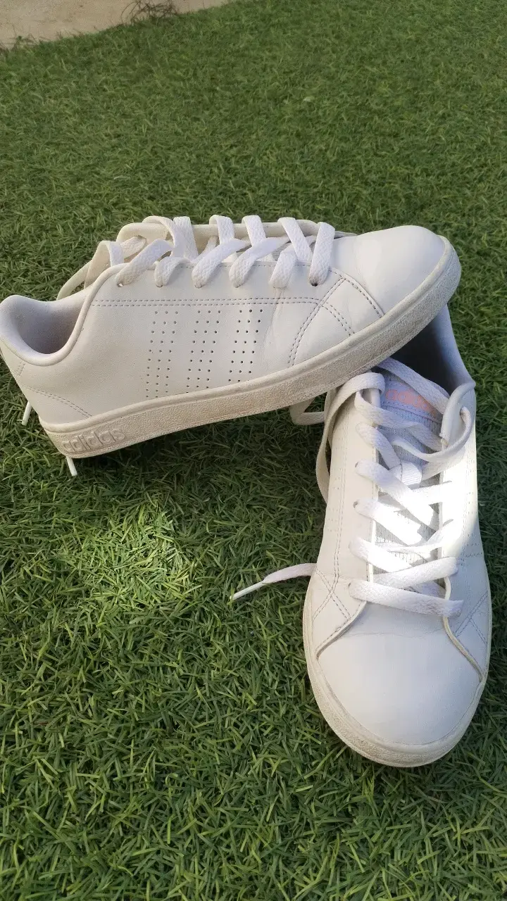 Zapatillas blancas casuales para mujer - 3