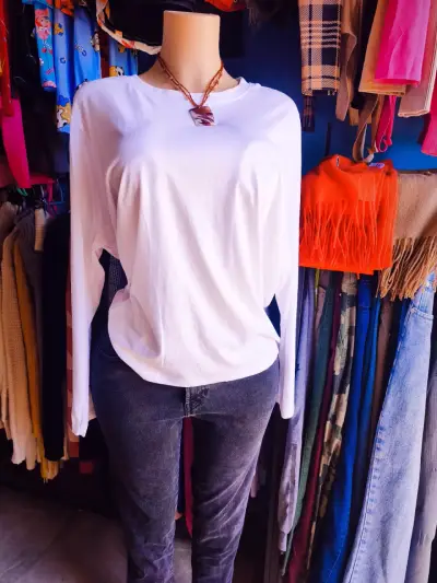 Conjunto de ropa elegante para mujer - miniatura 2