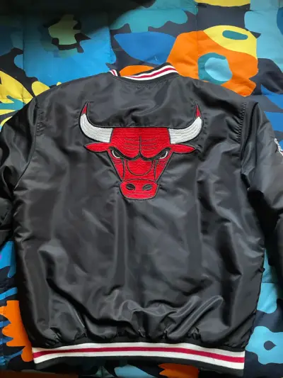 Chaqueta NBA Chicago Bulls negra - miniatura 2