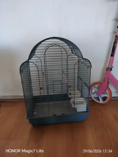 Jaula para pájaros mediana de metal - miniatura 1