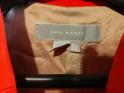 Abrigo rojo sandía Zara Woman elegante - miniatura 2