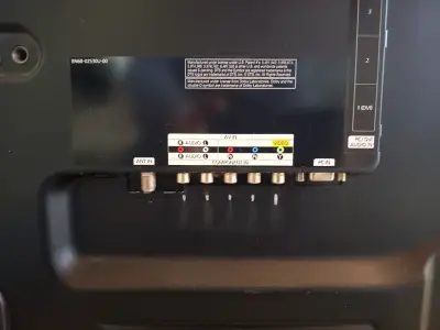 Televisor Samsung de 32" buen estado y funcionando - miniatura 3