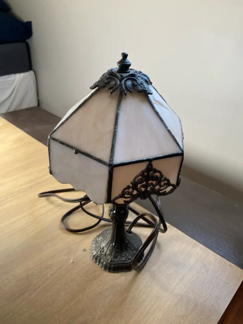 Lámpara de mesa a reparar con pie antiguo - 3