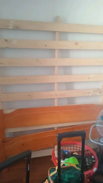 Estructura de cama de madera sólida - miniatura 2