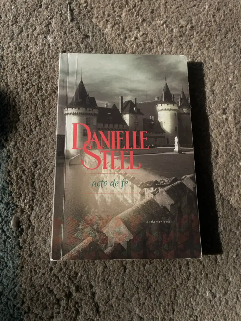 ‘Acto de Fe’ Danielle Steel - 1