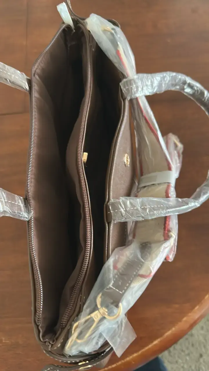 Cartera para notebook en café, con asas resistente - 2