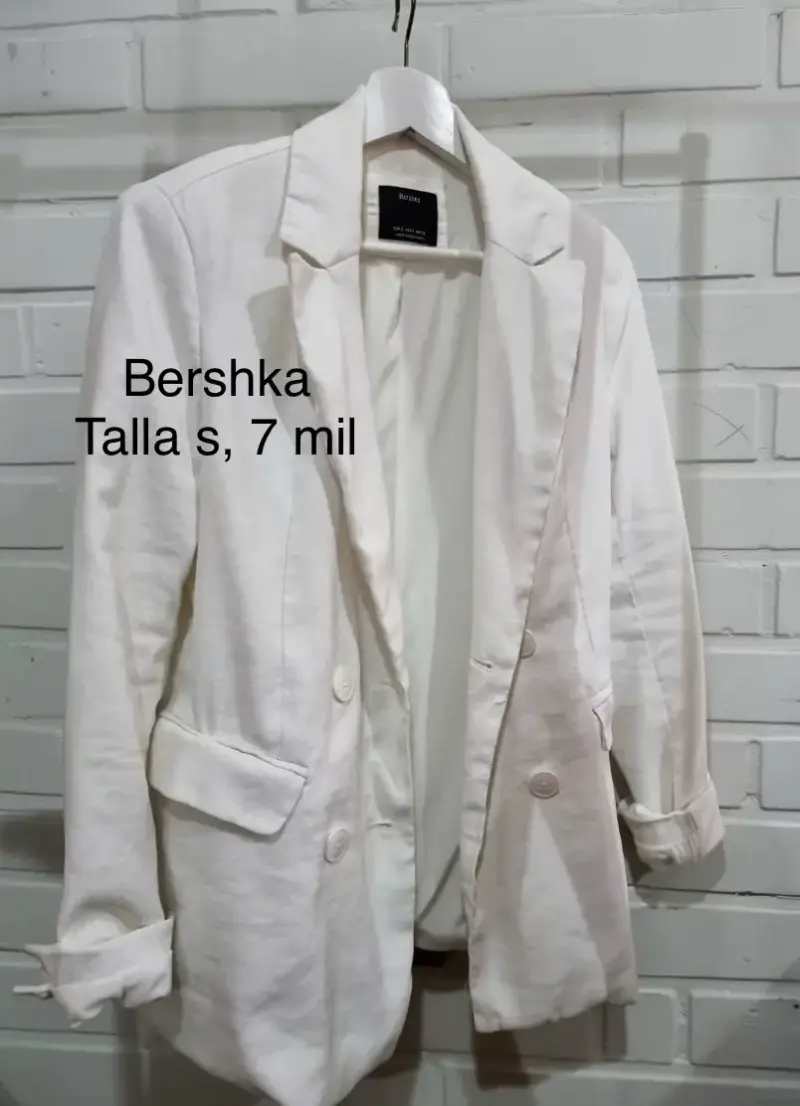 Blazer blanco Bershka talla S