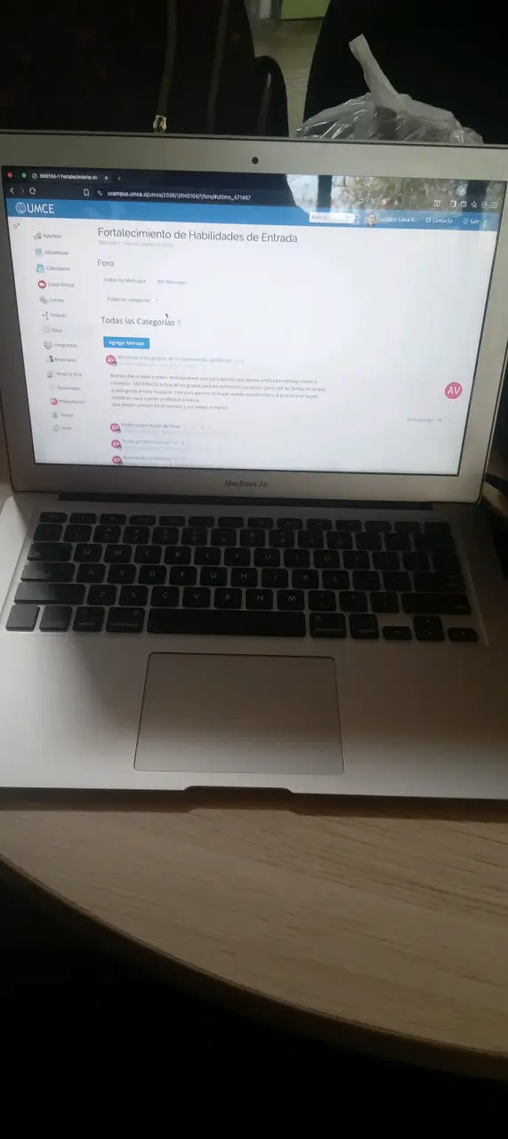 MacBook Air usado en buen estado - 3
