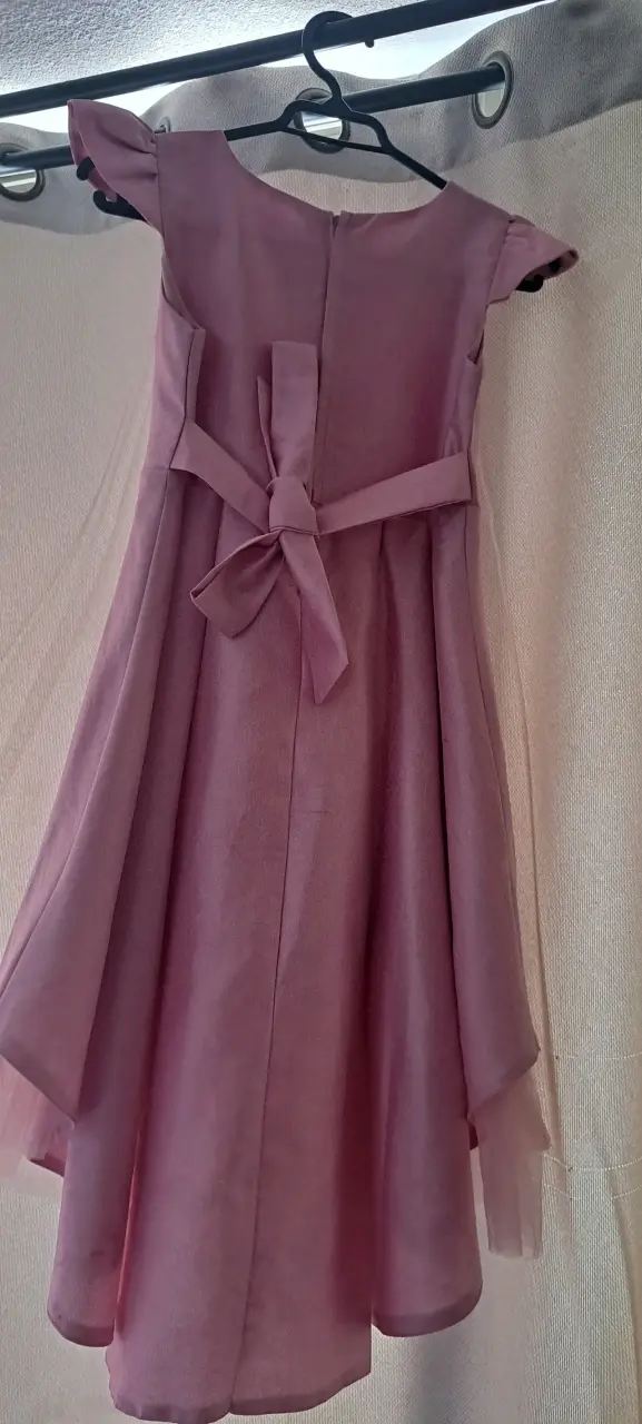 Vestido de fiesta rosa con bordado floral - 3
