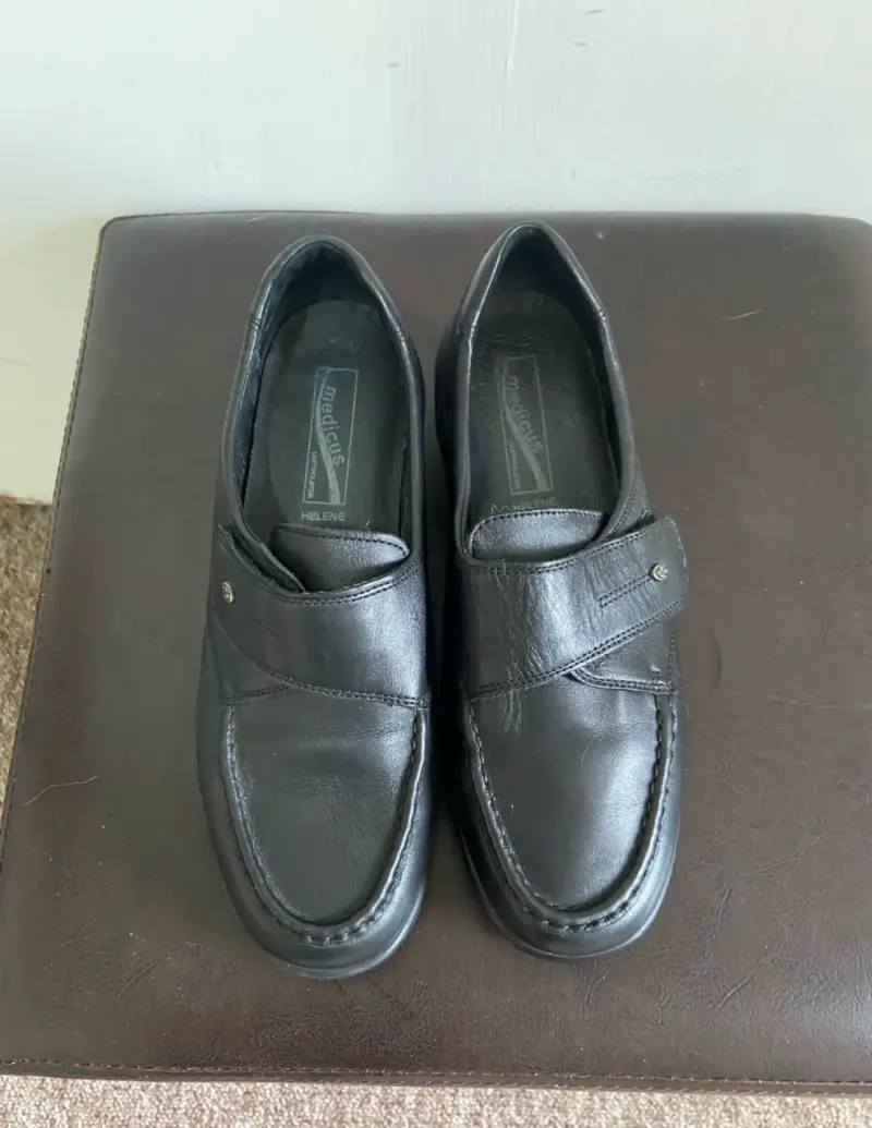 Zapatos de cuero negro Medicus para mujer - 1