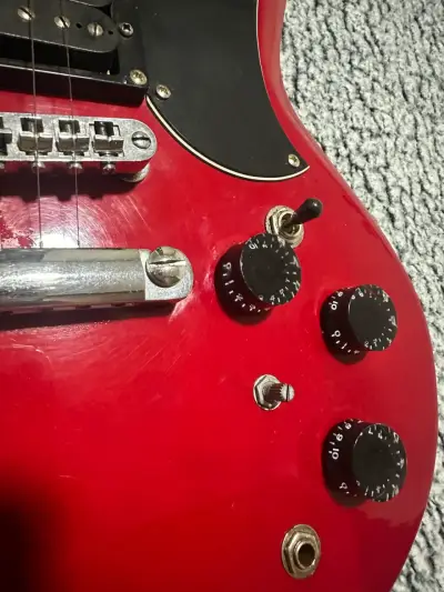 Guitarra eléctrica Freeman (vendo o Permuto) - miniatura 4