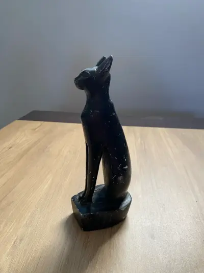 Estatua decorativa de gato egipcio - miniatura 1