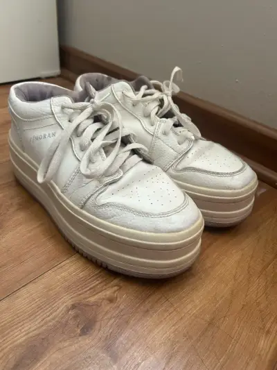 Zapatillas blancas de cuero c/moran - miniatura 1