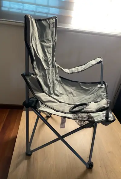 Silla plegable de camping con portavasos - miniatura 2