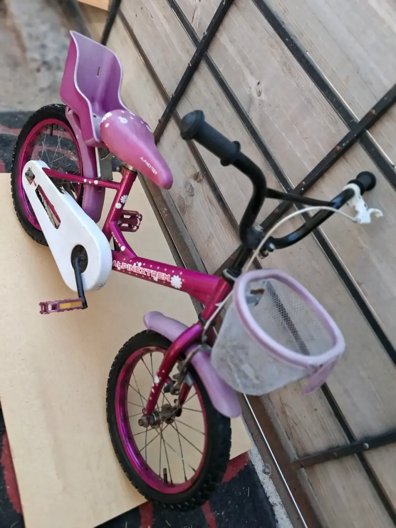 Bicicleta niña rosada con canasto - 2