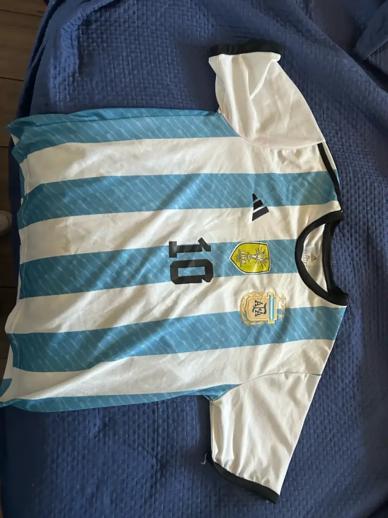 Camiseta de fútbol Argentina 2022 con número 10 - 2
