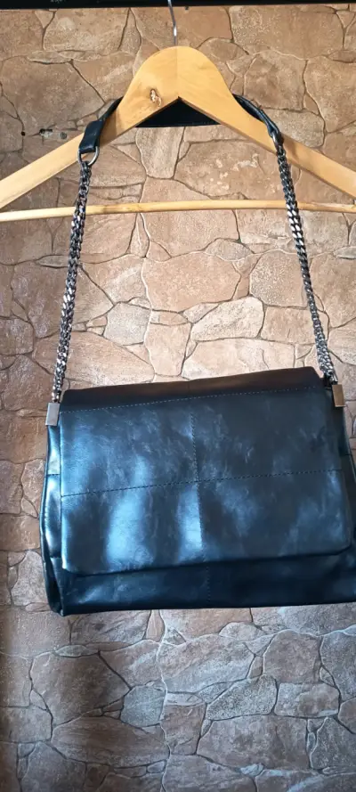 Cartera Negra estilo Zara - miniatura 1