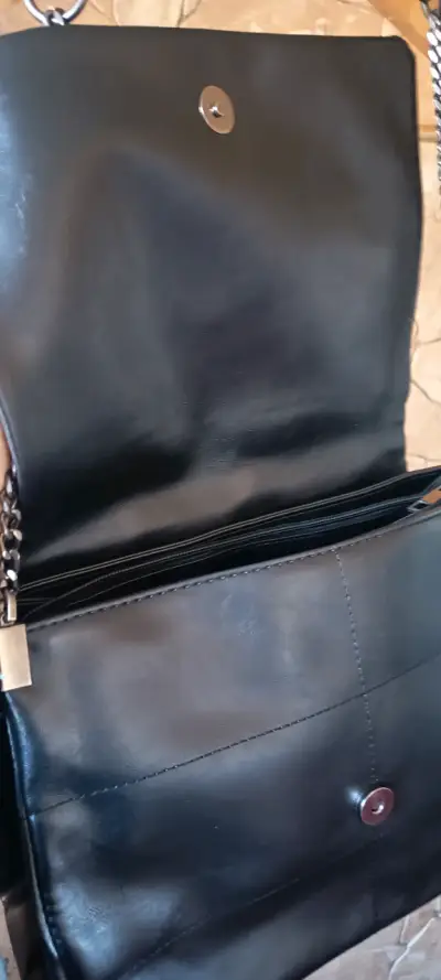 Cartera Negra estilo Zara - miniatura 3