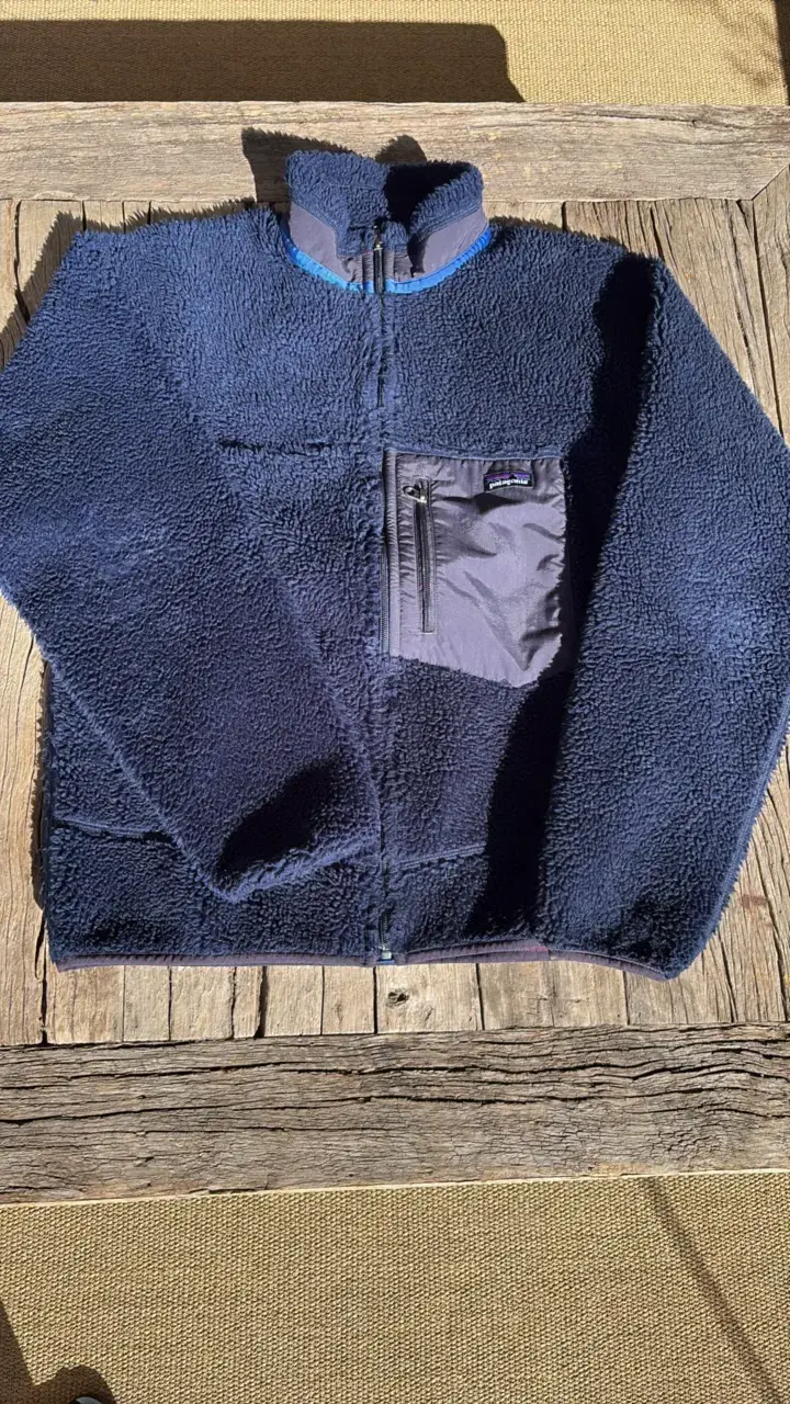 Chaqueta polar azul Patagonia con bolsillo - 1
