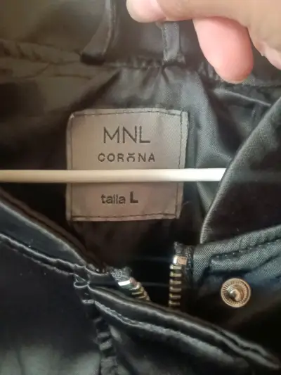Chaqueta bomber negra mujer - miniatura 3
